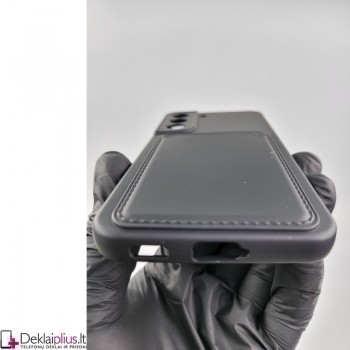 Švelnus silikoninis dėklas su kišenėle - juodas (Samsung S22)